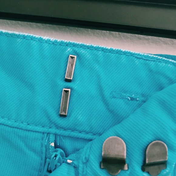 Blue Shorts 🌷 - Picture 3 of 4